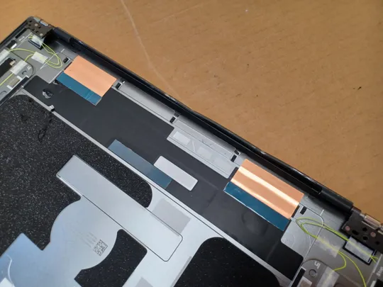 номер1056-1 кришка матриці 0MC6T9 з петлями для Dell  XPS17 XPS 17 9700 Precision 5750 Кришка дисплея Тильна кришка Корпус матриці Верхня кришка matrix cover Top Case LCD Cover Rear Lid Back Cover Housing Cabinet оригінал Продаж