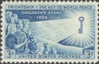 фото, США (USA) 1956 г. ДРУЖБА - КЛЮЧ К МИРУ. ДЕТСКАЯ МАРКА. ИДЕАЛЬНАЯ. МАРКА С КЛЕЕМ.