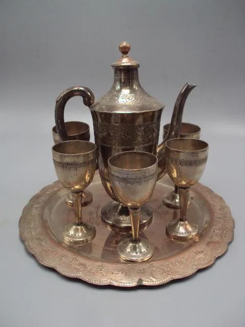 Коньячный набор Вьетнам графин, поднос и рюмки 6 шт металл №14011 Ціна