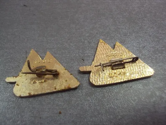 знак медео конькобежный спорт лот 2 шт №14639 Продаж