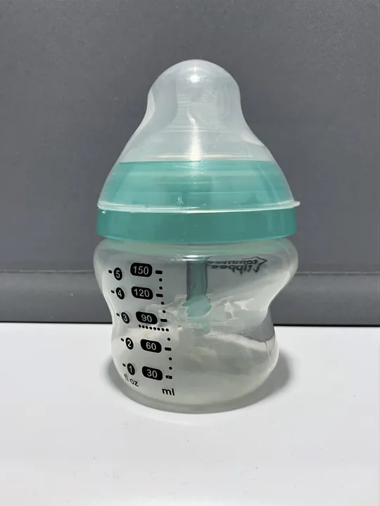 Купити Пляшечка Tommee Tippee AntiColic (150 ml)