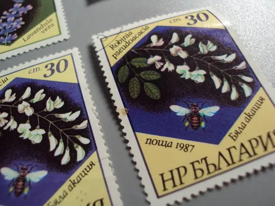 Марки серия Болгария 1987 флора цветы растения и пчелы лот 13 шт гаш №10394 Де купити