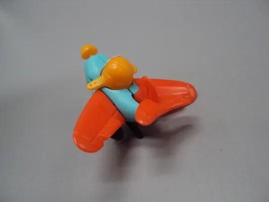 Фигурка киндер сюрприз самолет с глазками Disney самолетик бежит №18590м Інтернет-аукціон