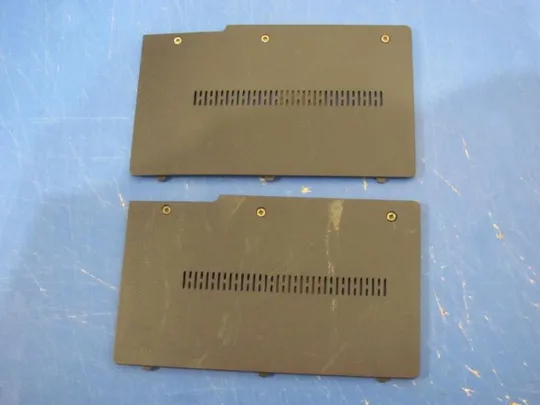 №229-17 сервісна кришка ZYE3ABL6RD0I00 для Toshiba L750, L755 оригінал Ціна