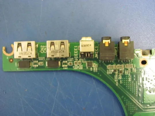 №67-11 плата SD Card USB Audio 0524PX для DELL PRECISION M4600 оригінал Недорого