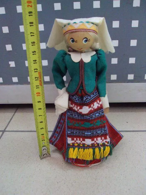 Сувенир фигура статуэтка прибалтка кукла игрушка высота 18 см №11782 З аукціону