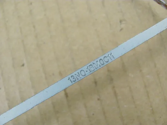 номер0178-7 кріплення з петлями 13N0-1BM0C11 для MEDION E6424 оригінал Де купити