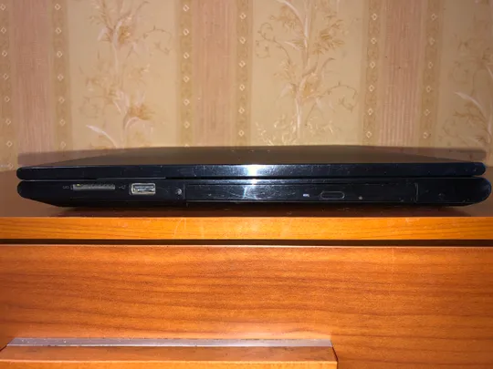 ноутбук Dell Inspiron 3543 IP 3805U/DDR 4Gb/ HDD 500GB / Intel HD / 2,5 год. З аукціону