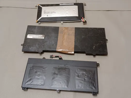 1012 акумулятор різні 3шт НІМЕЧЧИНА Де купити