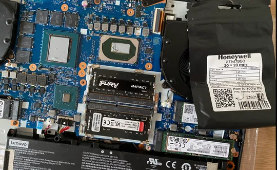 Lenovo Legion 5 ( 15.6" ips 120Гц, intel i7-10750H, Nvidia RTX 2060 6Gb, 32Гб DDR4 Kingston FURY, Wi-Fi 6, Bluetooth 5.0, Type-C, батарея 5 годин ) Недорого