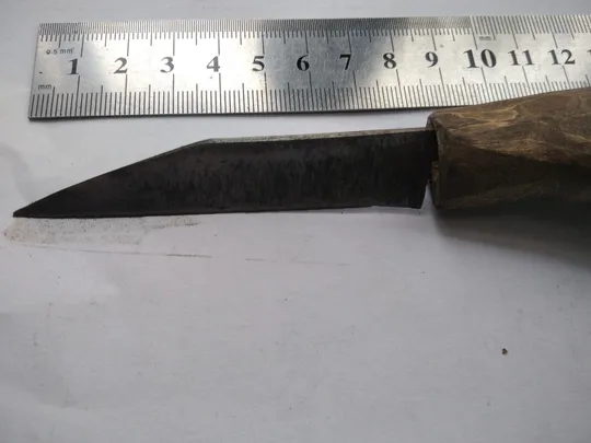 Купити Ніж для різьбі по дереву зроблений з німецької бритви.