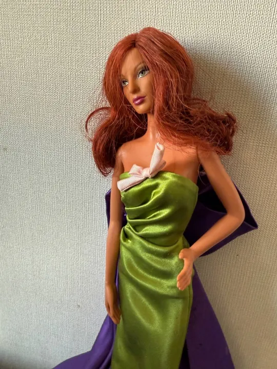 Колекційна лялька Barbie by Christian Louboutine З аукціону