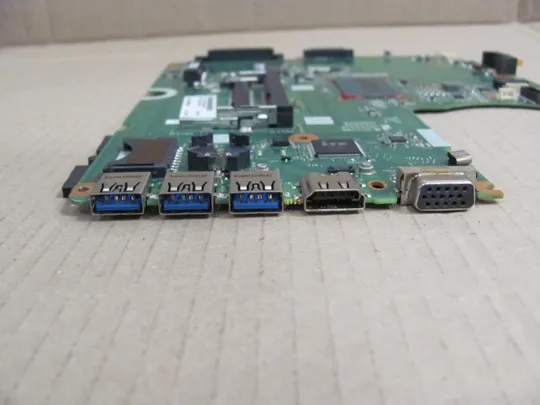 415-6 материнська плата i3-4005U SR1EK 6050A2705901  РОБОЧА для  FUJITSU A514 оригінал З аукціону