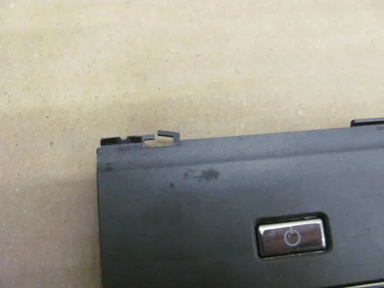 572-7 Кришка панель палмрест та тачпад AP0OC000200 для Dell VOSTRO 3560 V3560 оригінал Де купити