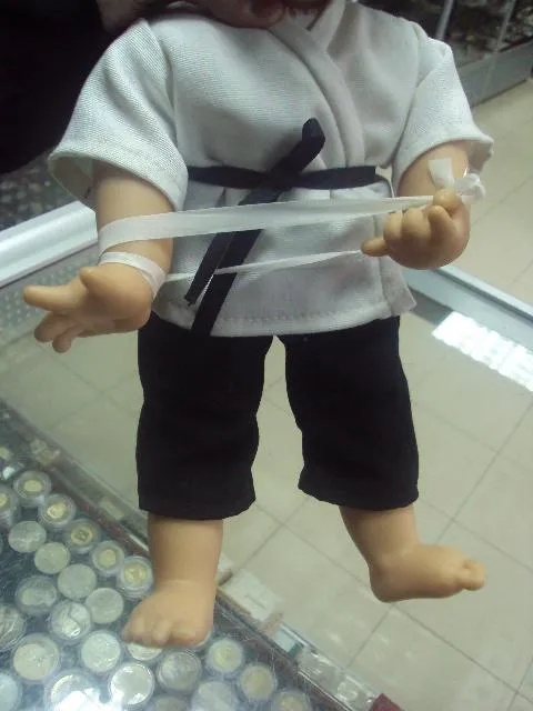 кукла характерная каратист З аукціону