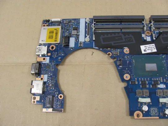 725-1 материнська плата CPW50 LA-E161P  SR32N  i7-7820HQ  921048-601 для  HP Zbook 15 G4 оригінал З аукціону