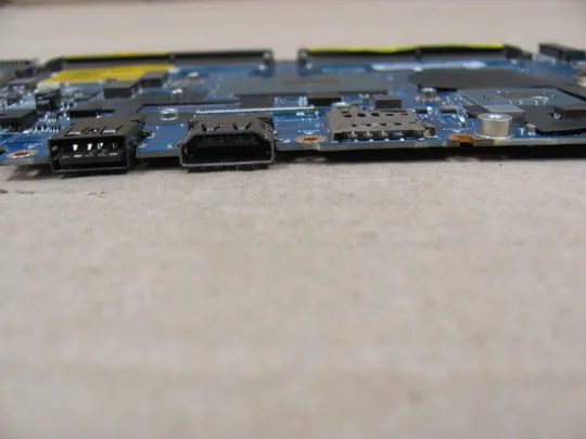 номер0638-12 материнська плата Mainboard Материнка Основна плата Системна плата Плата системи Laptop motherboard мамка ноутбучна плата РОБОЧА SR32N  i7-7820HQ CDP70 LA-E141P для  Dell Latitude E5480 оригінал Недорого