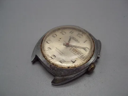 Мужские наручные часы Слава календарь 27 камней ссср без задней крышки не на ходу №14652 Продаж