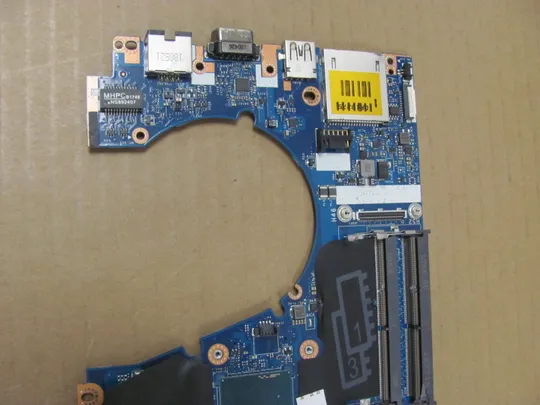 802-7 материнська плата APW50 LA-C381P 848221-001 SR2FU  i7-6820HQ  для HP Zbook 15 G3 G4 оригінал Де купити