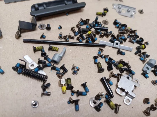 номер1064-18 комплектуюче кріплення гвинти для DELL LATITUDE 14 5420 5424 RUGGED  оригінал Інтернет-аукціон