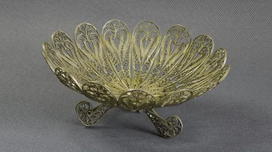 Конфетница скань ваза советский мельхиор БУ ажурна цукерниця золотиста Ціна