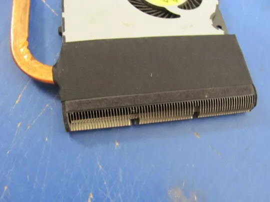 №193-4 система охолодження 13N0-1BA0802 для MEDION E7420 E6412 E6415 E6416 оригінал З аукціону