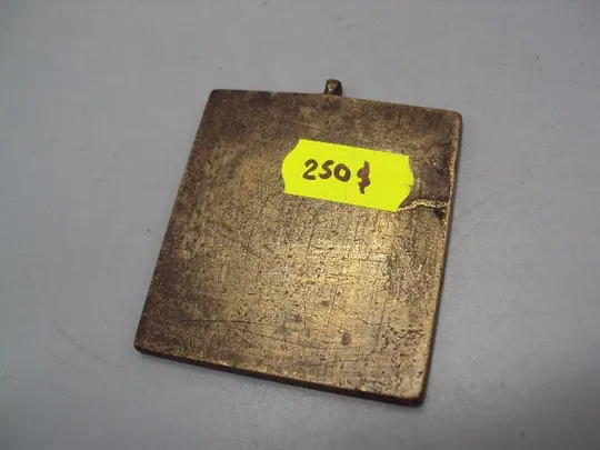 Икона Три Святых нательная иконка подвесная бронза эмаль размер 5,9 х 5,4 см №13905 Характеристики