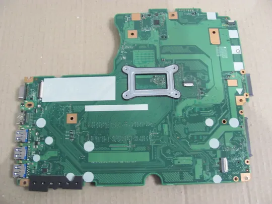 Купити 415-7 материнська плата 6050A2705901 i3-4005U SR1EK РОБОЧА WI-FI модуль для  FUJITSU A514 оригінал