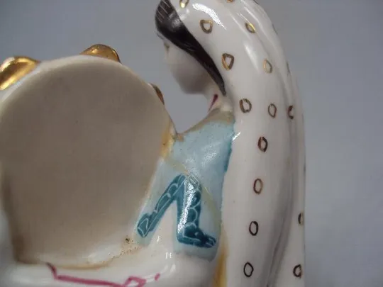 Фигура фарфор Киев девушка азербайджанка с бубном Восточный Азербайджанский танец 21,2 см №14290 Інтернет-аукціон