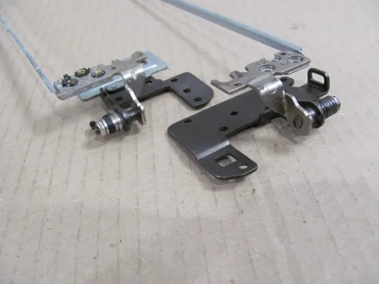 номер0028-1 кріплення Фіксатор Скоби Закріплювач Механізм з'єднання fastening з петлями AM154000B00  для Acer Aspire E5-511 E5-521 E5-531 E5-551 E5-571 E5-572 Ek-571 V3-532 V3-572, Extensa 2509 2510, TravelMate P256-M P256-MG оригінал Інтернет-аукціон