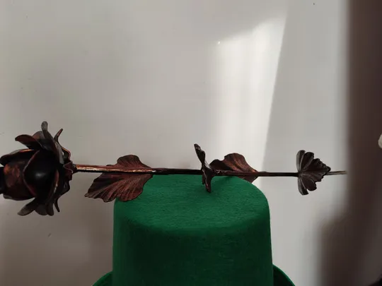 Троянда металева З аукціону