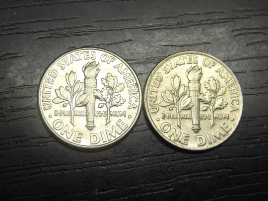 Купити 1 дайм 2001 США (два різновиди)