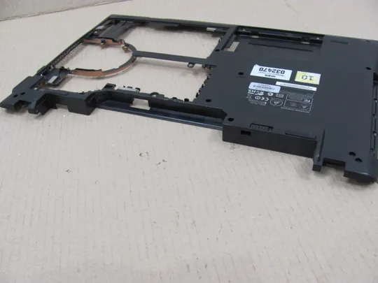 номер0119-13 Кришка, дно, піддон корпуса 6-39-W5503-012 для  CLEVO W550SU W550EU оригінал З аукціону