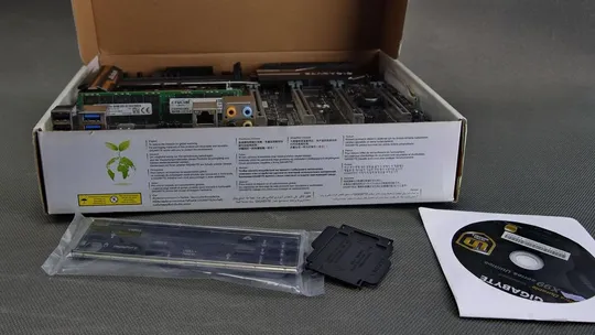 материнская плата Gigabyte GA-X99P-SLI Ultra Durable (s2011-3, Intel X99, 4x PCI-Ex 16) Де купити