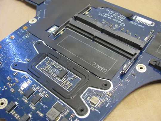 номер0991-5 материнська плата Mainboard Материнка Основна плата Системна плата Плата системи Laptop motherboard мамка ноутбучна плата   SRFCN i7-9850H EDA50 LA-H271P для Dell Precision 7540 M7540 оригінал На торгах