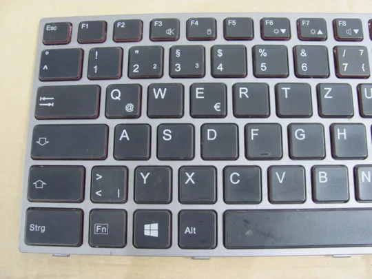 номер1033-2 клавіатура робоча CP629238-03 CP629209-01 для FUJITSU  Fujitsu Lifebook E733 E734 E743 E744 U745 E546 E547 E544 E736 E746 T725 T726 оригінал З аукціону