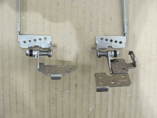 номер0342-21 кріплення з петлями AM0RW000200 AM0RS000200 для SAMSUNG NP350 NP350E7C NP355E7C NP355 комплектуюче петлі Механізм кріплення екрана Петлі дисплея екрану З&#039;єднувальні елементи Шарніри петлі стойки loops кріплення матриці Фіксатор оригінал З аукціону