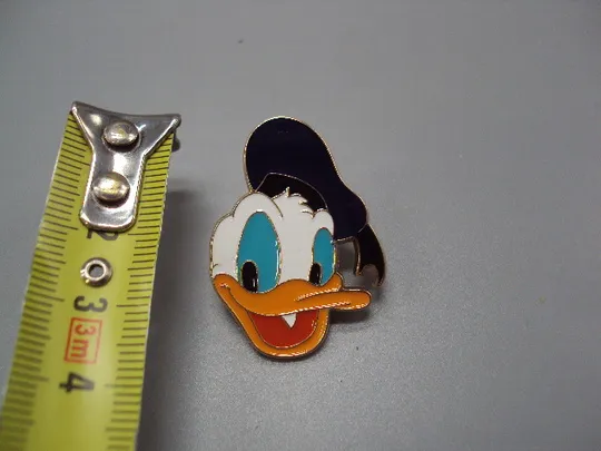 Значок пін мультсеріал Disney мультфільм Дісней donald duck Дональд Дак знак брошка №18466 З аукціону