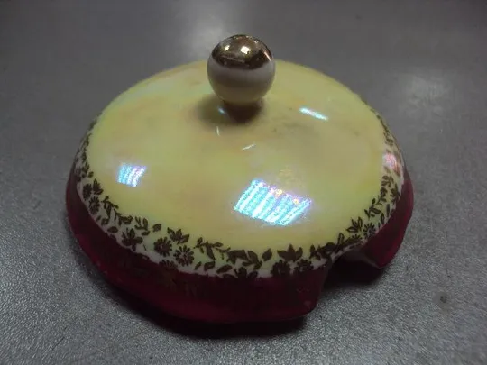 Крышка от сахарницы мадонна Германия Kahla фарфор кахла высота 5 см (есть скол) №10770 З аукціону