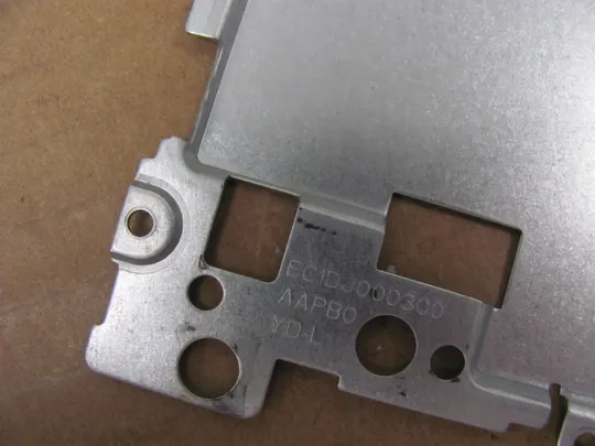 номер0906-3 кріплення матриці EC1DJ000300 для Dell Precision 7710 7720 M7710 M7720 оригінал Продаж