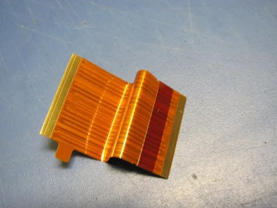 №124-15 шлейф CP507181-Z3 для FUJITSU CELSIUS H920 H910 оригінал Ціна