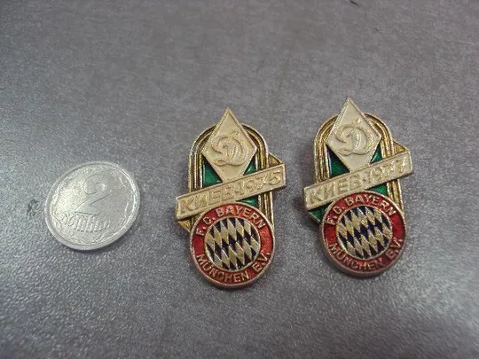 знак динамо киев бавария мюнхен 1975 1977 лот 3 шт №12453 Ціна
