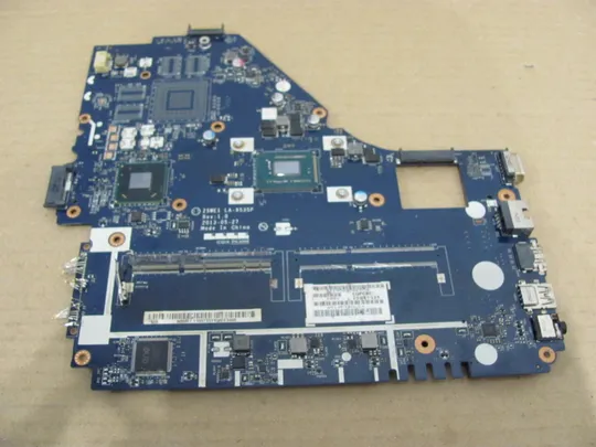 номер0030-3 материнська плата Mainboard Материнка Основна плата Системна плата Плата системи Laptop motherboard мамка  ноутбучна плата  Z5WE1 LA-9535P SR0VQ для Acer Aspire E1-530, E1-570, V1-570, Gateway NV570 оригінал Ціна