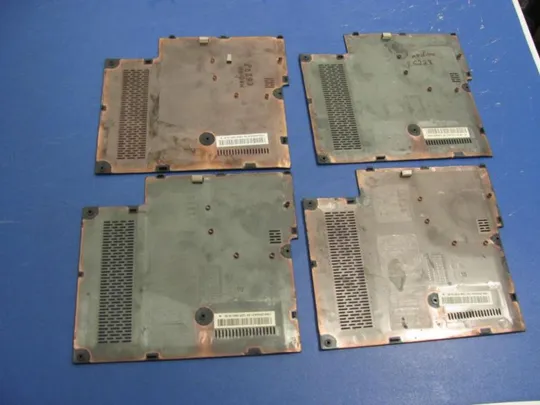 №43-31 сервісна кришка 13N0-ZKA0A01 13N0-ZKA0A21 для Medion Akoya E6228 оригінал Де купити