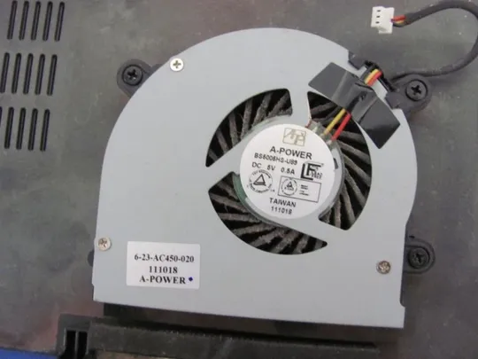 №154-3 сервісна кришка 6-42-W27H8-301 для DNS W270ESQ Terra Mobile 1748 Thinkpad L53 оригінал Продаж