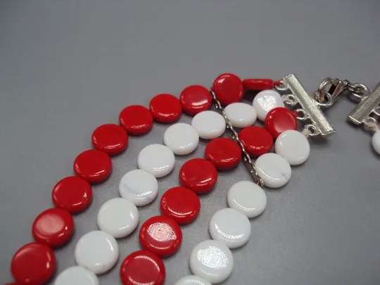 Бижутерия бусы в четыри ряда красно-белые камень намисто в 4 ряди червоно біле 43 см внутр. №18646 З аукціону