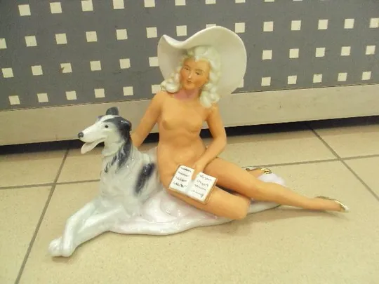 германия девушка пляжница ню сидит с киногой и собакой борзой под реставрацию №439п Ціна