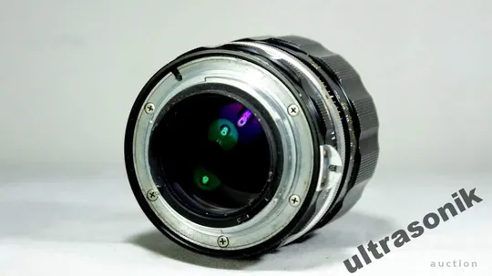 Купити Отличный Nikon объектив портретник Nikkor-P.C Auto 105mm/2.5 Ai Ф52mm Вживане