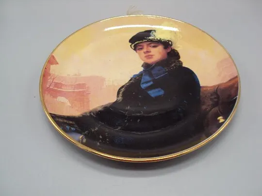 Купити Настенная тарелка незнакомка фарфор Вербилки крамской неизвестная тираж 2000 размер 2,1х19,4 см №360