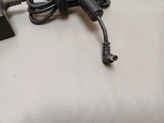 0627 адаптер живлення 12V 2 шт НІМЕЧЧИНА З аукціону